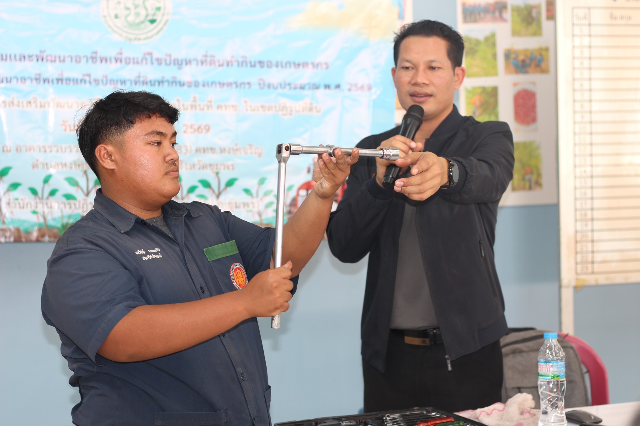 title - โครงการส่งเสริมและพัฒนาอาชีพเพื่อแก้ไขปัญหาที่ดินทำกินของเกษตรกร กิจกรรมส่งเสริมและพัฒนาอาชีพเพื่อแก้ไขปัญหาที่ดินทำกินของเกษตรกร ปีงบประมาณ พ.ศ. 2569 หลักสูตรที่ 2 การส่งเสริมพัฒนาอาชีพและการตลาดในพื้นที่ คทช. ในเขตปฏิรูปที่ดิน 